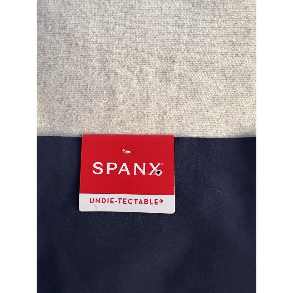 NEW Spanx Thong Undie-Tectable Thong Panty SP0115 Dark Sapphire Blue 2Xlarge - Picture 2 of 6
